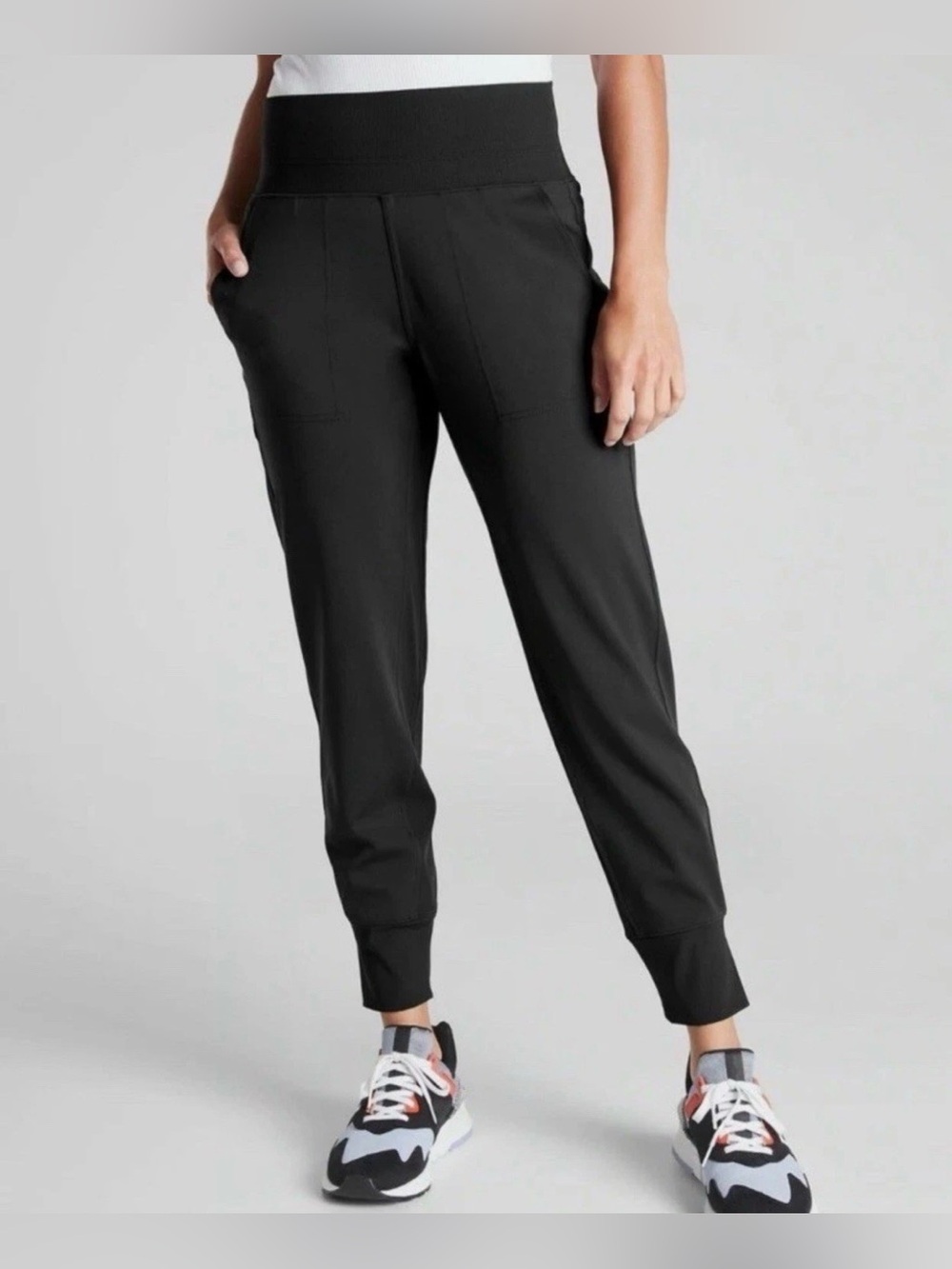 Athleta Venice Jogger Black Size small Athletic Pants Activewear Women’s